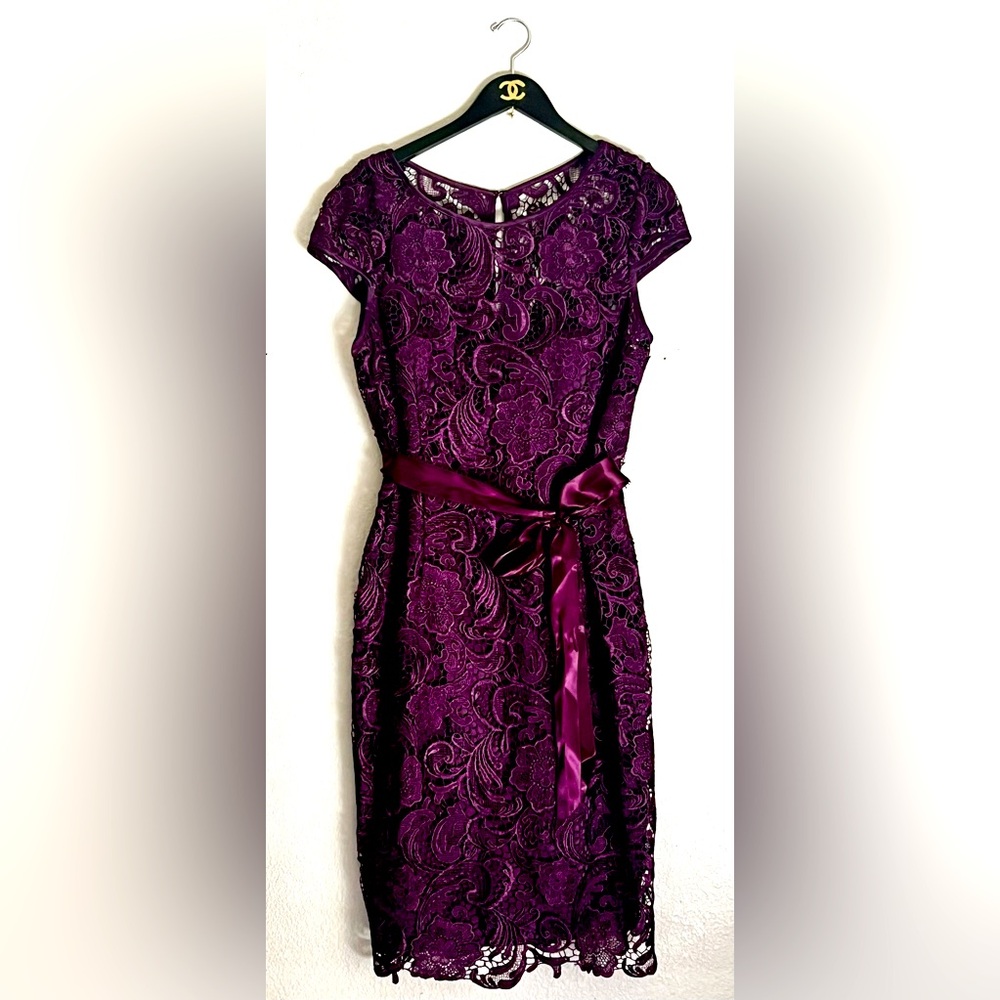 Adrianna Papell Women's Floral Embroidered cap sleeve Sheath Dress